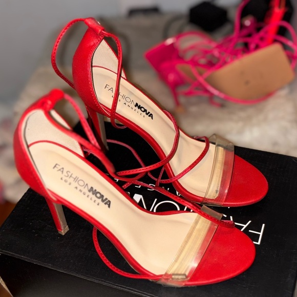Fashion nova heels red - Picture 2 of 2